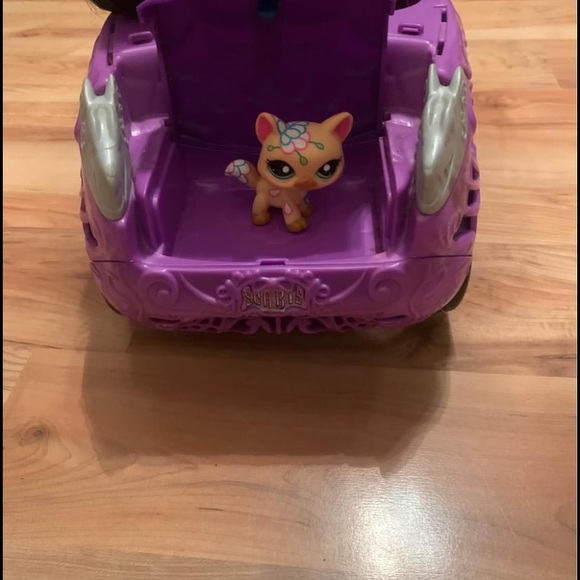 Monster high Car and Doll - Picture 1 of 4